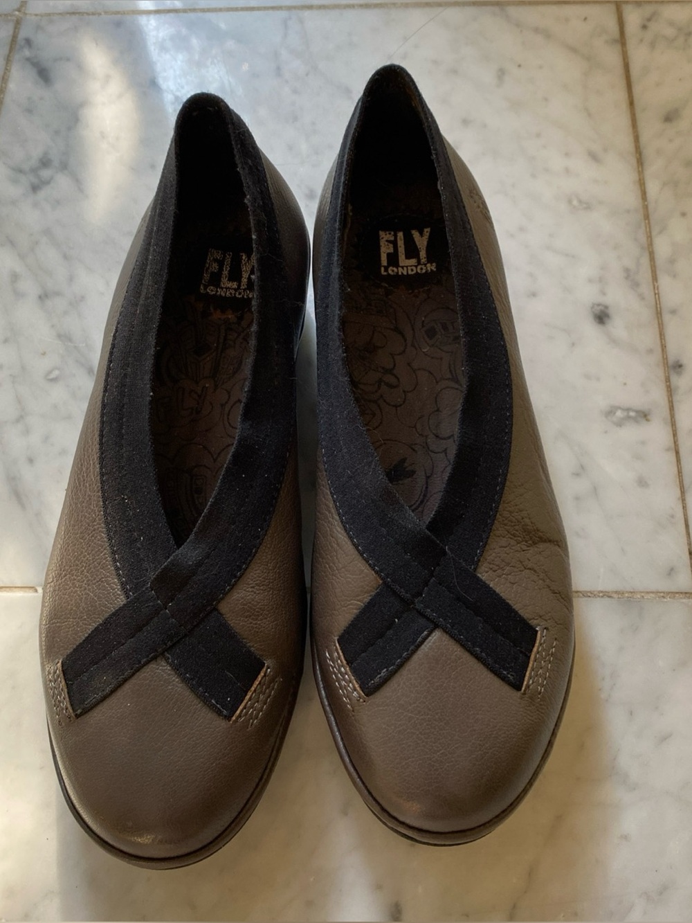 FLY London Women's gray leather shoes wedge heel, sz 38